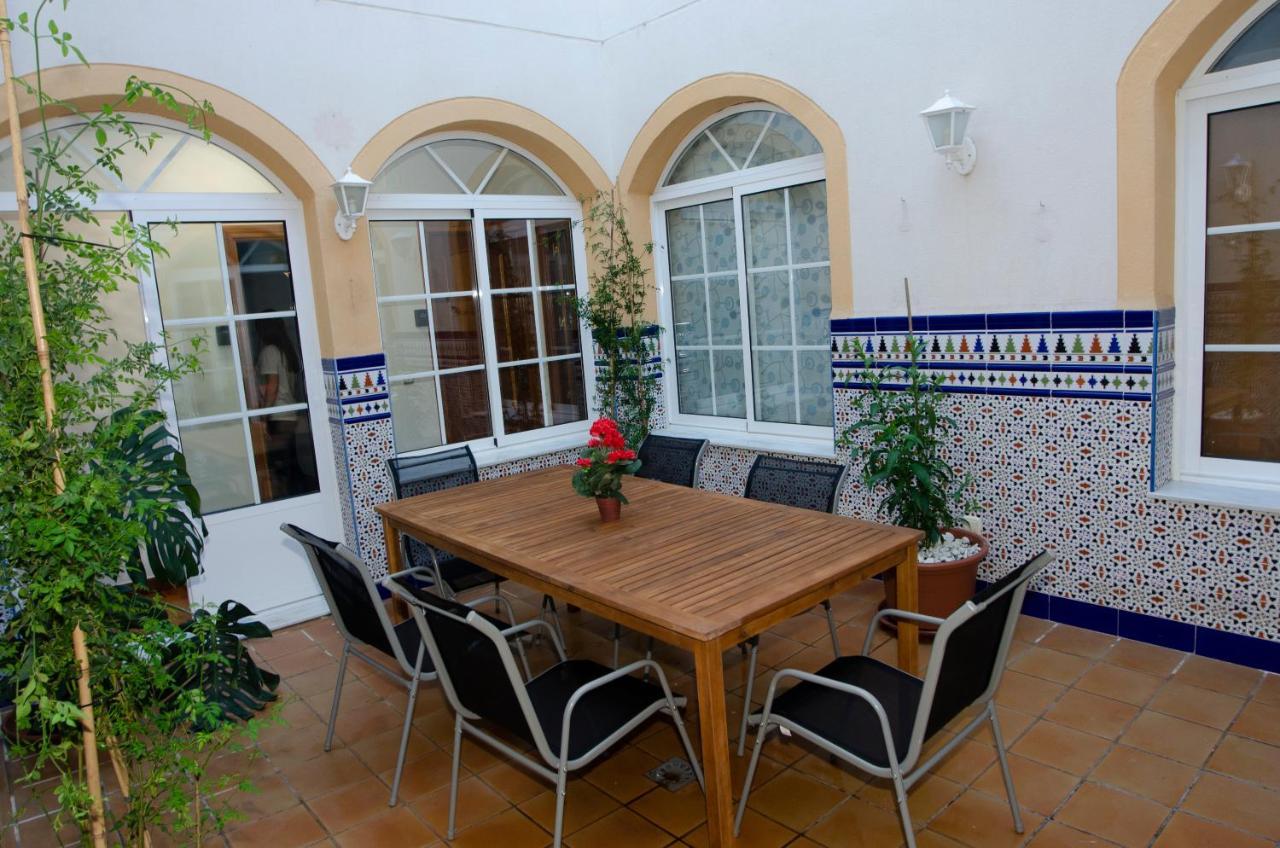 Casa Del Patio Andaluz Hotel Malaga Exterior photo